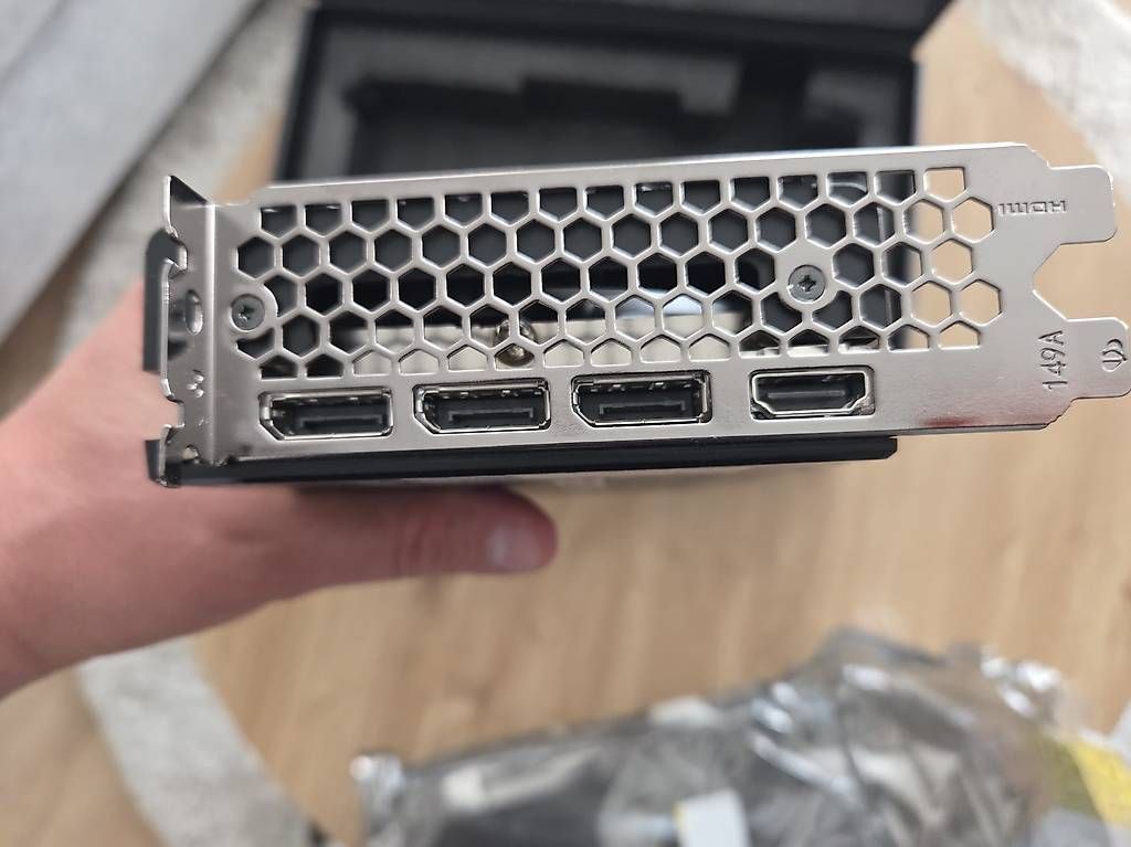 Nvidia Grafikkarten: Gainward GeForce RTX 5060 Ti Python III 8 GB – Gebraucht aus Romanshorn von urs_52n6 2