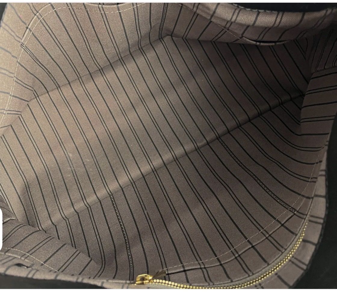 Louis Vuitton Borse da donna: Louis Vuitton – Usato da Vétroz venduto da cais 6