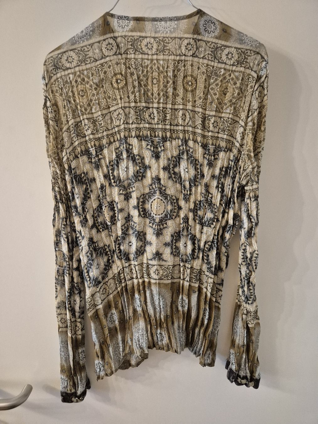 Camicette: Bluse Gr. S/M – Usato da Thalwil venduto da Briscolina 3