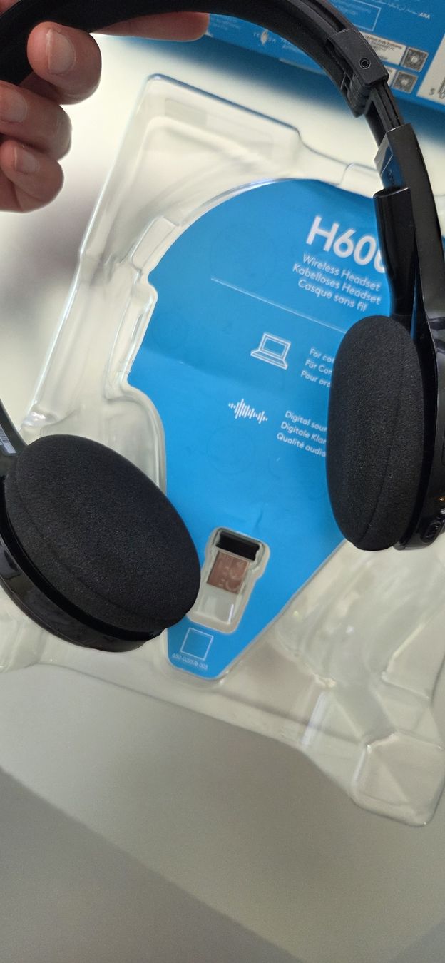 Logitech Cuffie: Logitech H600 Wireless Headset – Usato da Huttwil venduto da ser_gn9l 2