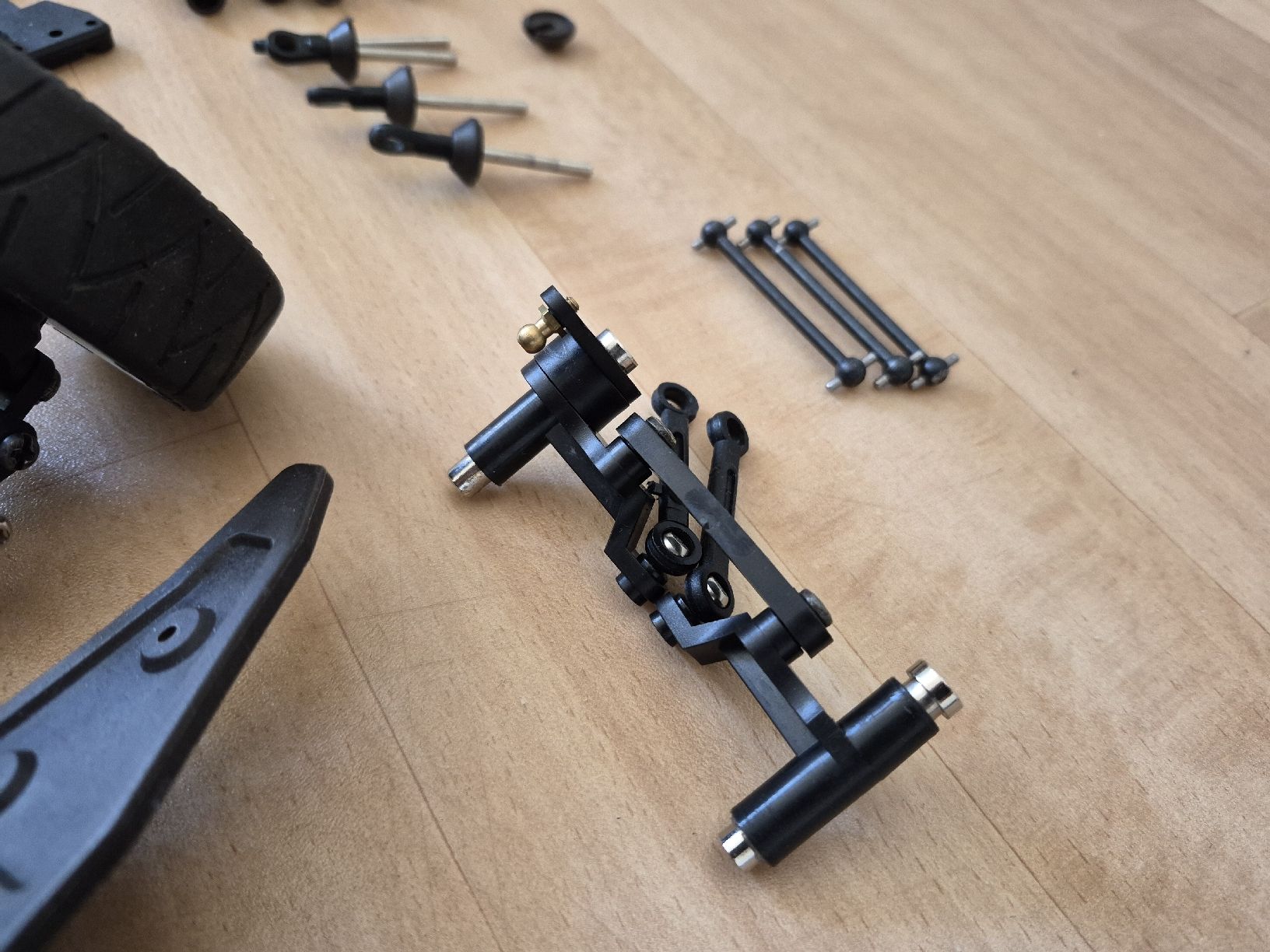 Kyosho Modellismo RC: Kyosho Pure Ten Alpha Ersatzteil – Difettoso da Dielsdorf venduto da BARDARRU 3