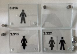 Raumbeschriftungen aus Glas inkl. Befestigung