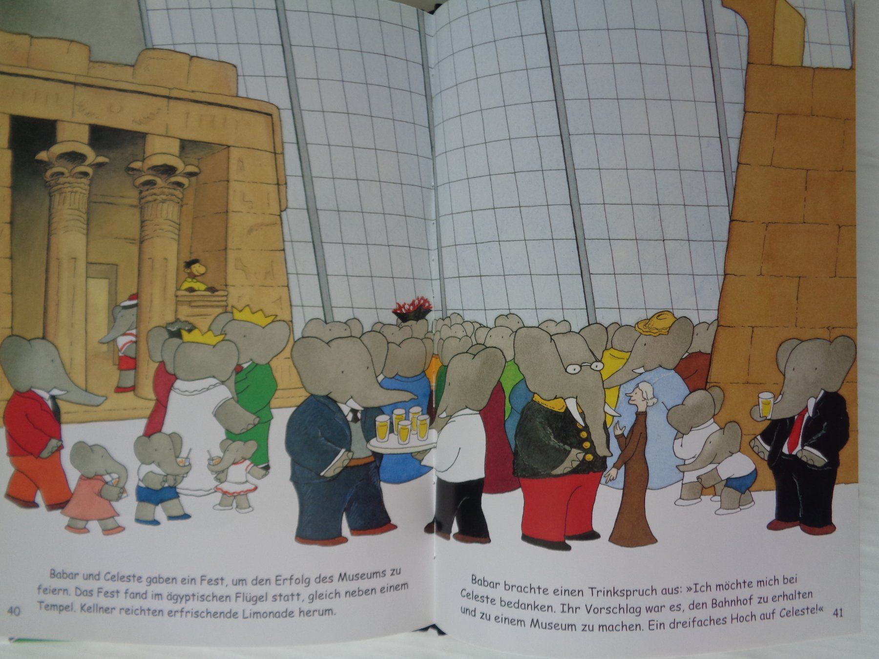 Bücher: Mit Babar im Museum-  Laurent de Brunhoff – Gebraucht aus Chur von Oregano1 2