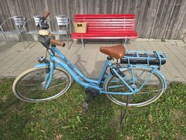 E-Bike TOUR DE SUISSE hellblau Damenrad