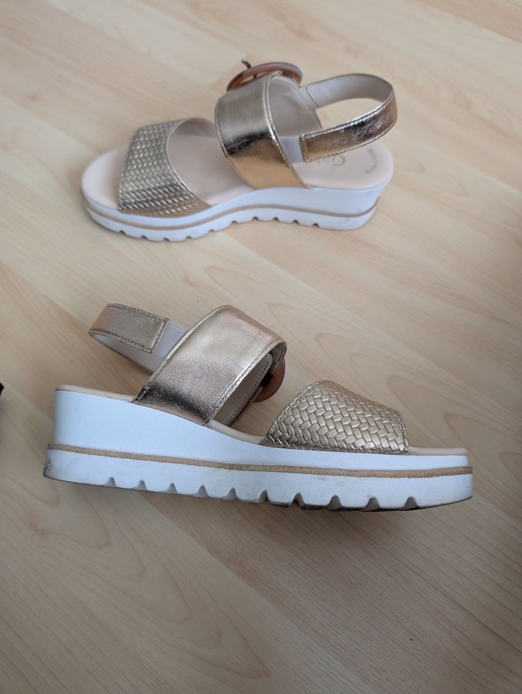 Gabor Scarpe da donna: Sandalen Gabor 3 1/2 – Usato da Appenzell venduto da Pontigui2007 1