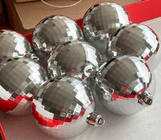 8 Weihnachtskugeln / Dekorkugeln Silber/Glanz verspiegelt