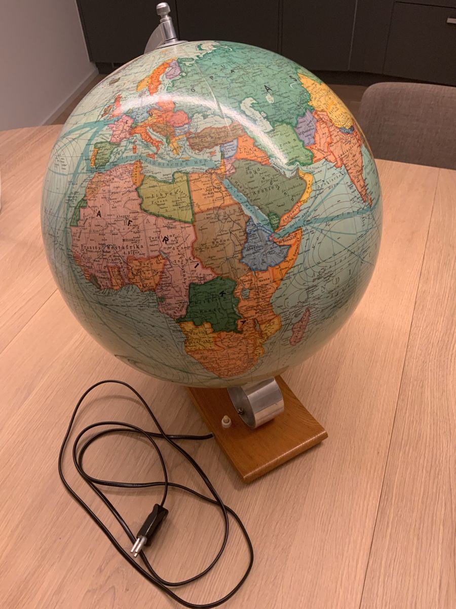 Sonstige Dekorationen & Accessoires: Flemming Erdglobus 36cm beleuchtet – Gebraucht aus Basel von DanWa 1