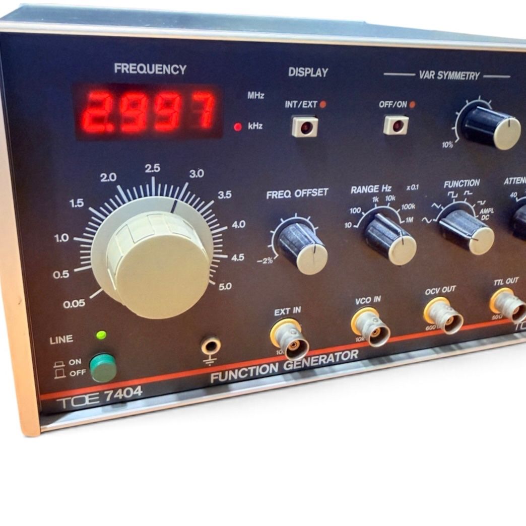 Misurare: Funktionsgenerator Toellner TOE 7404 – Usato da Vorderthal venduto da WalkmanClinic 1