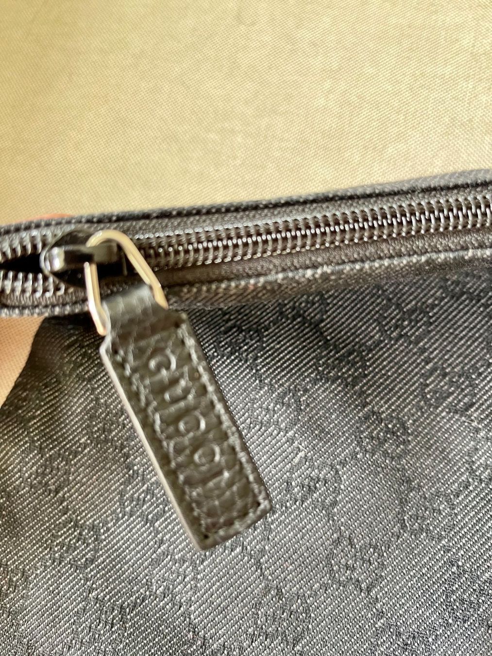 Gucci Taschen für Damen: Pochette sac G U C C I – Neu (gemäss Beschreibung) aus Genève von Annilu 2