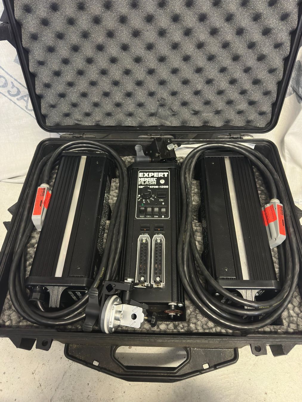 Flash: expert hensel flash generator -1200 – Usato da Brunnen venduto da Bechri