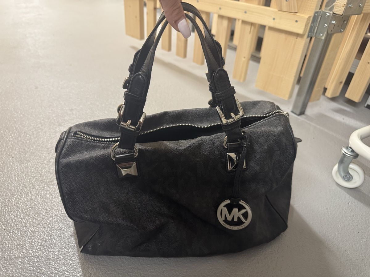 Michael Kors Borse da donna: Michals korse – Usato da Wiesendangen venduto da Aleksad