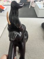 Holz Elefant Deko Figur, Handgeschnitzt, Glücksbringer!