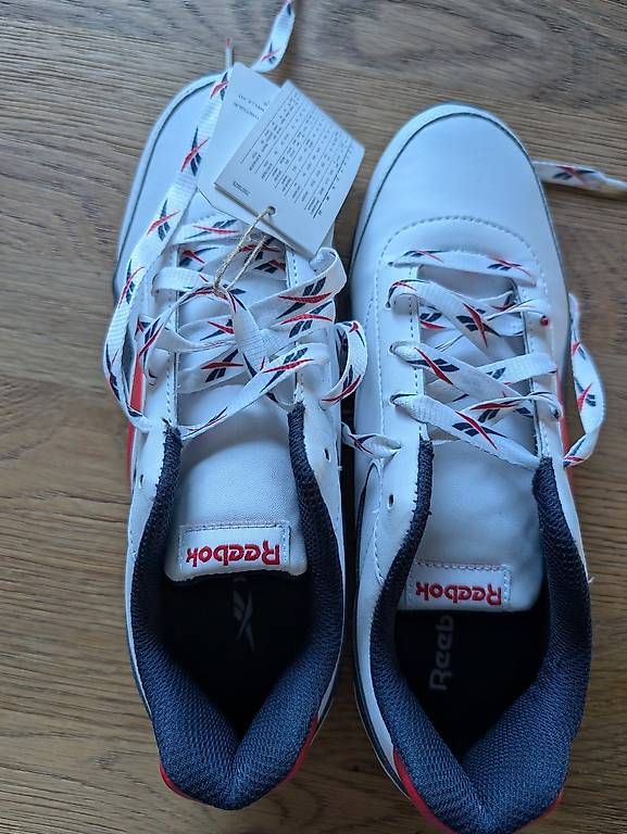 Scarpe da donna: Reebok Damenschuhe Gr. 38.5 neu – Usato da Innerberg venduto da fauna33