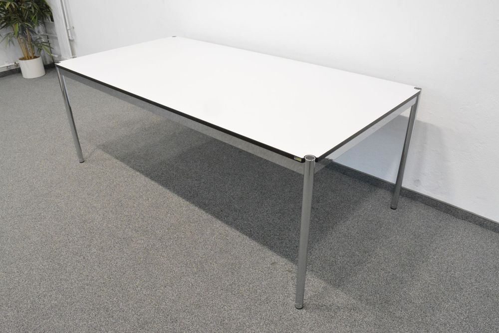 USM-Haller Classic Schreibtisch (Gebraucht) in Schönenwerd für CHF 552 ...