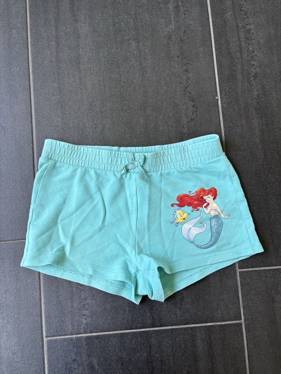 Pantalons: Arielle Shorts Grösse 116 – D'occasion à Uster par bat_f22x
