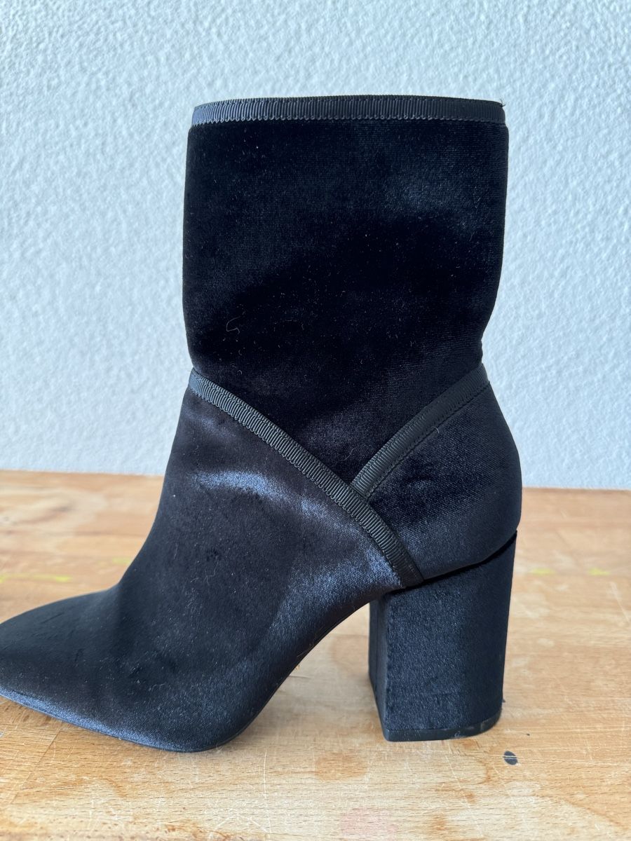 Massimo Dutti Scarpe da donna: Massimo Dutti Stiefel aus Samt Grösse 37 – Usato da Zollikon venduto da bailey_i 3