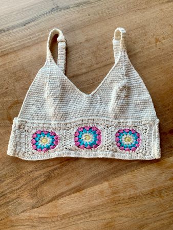 FB SISTER Häkeltop weiss/türkis/rosa Gr. S