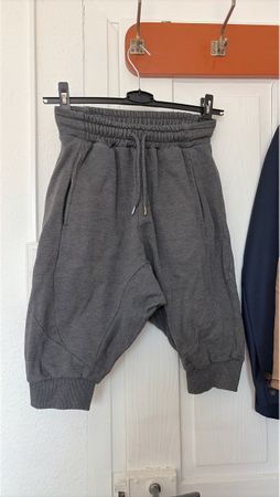 Graue Jogginghose Capri Grösse s guter Zustand