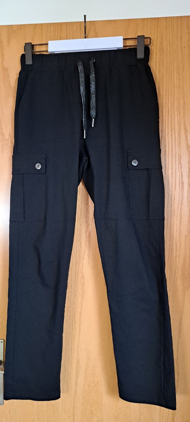 Hosen: Chicorée Hose Gr.M – Gebraucht aus Thalheim AG von Bekuadma