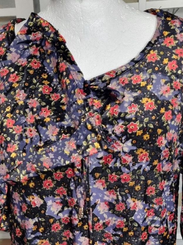 Tuniche: Tunika Blumenmuster Goldprint Gr. 38/40 – Usato da Effretikon venduto da lenalisa63 2