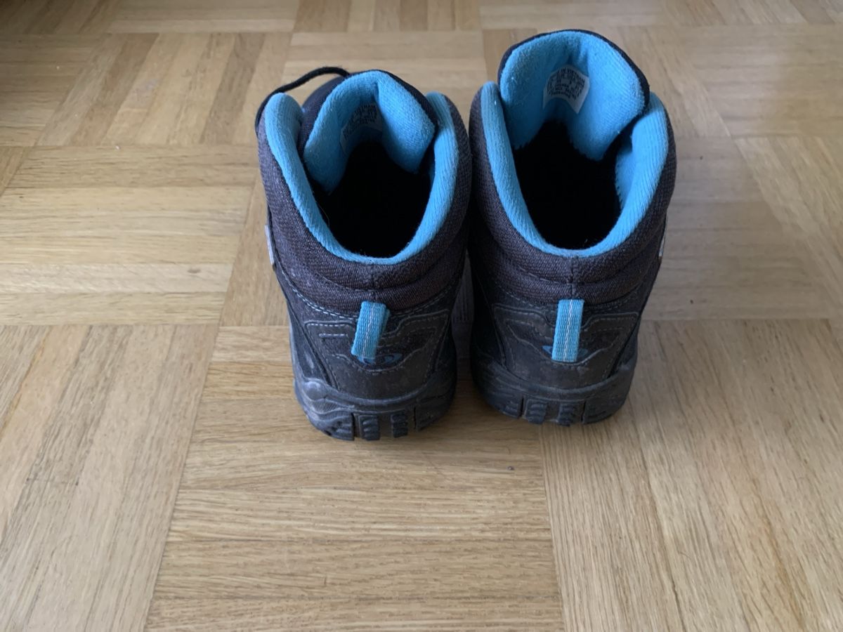 Salomon Scarpe da uomo: Wanderschuhe Salomon schwarz blau – Usato da Adligenswil venduto da mirkolini 2