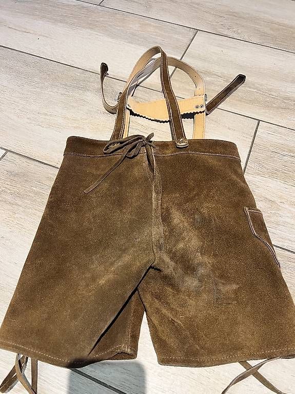 Pantaloni: Lederhose von St. Peter Trachten, Größe 110 – Usato da Winterthur venduto da Steffiline 2