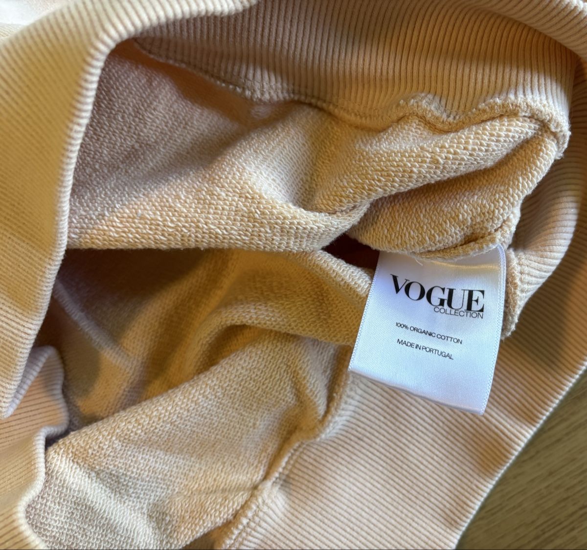 Maglioni & Felpe: Vogue Pullover, beige – Usato da Baden venduto da Tiffany6878 4