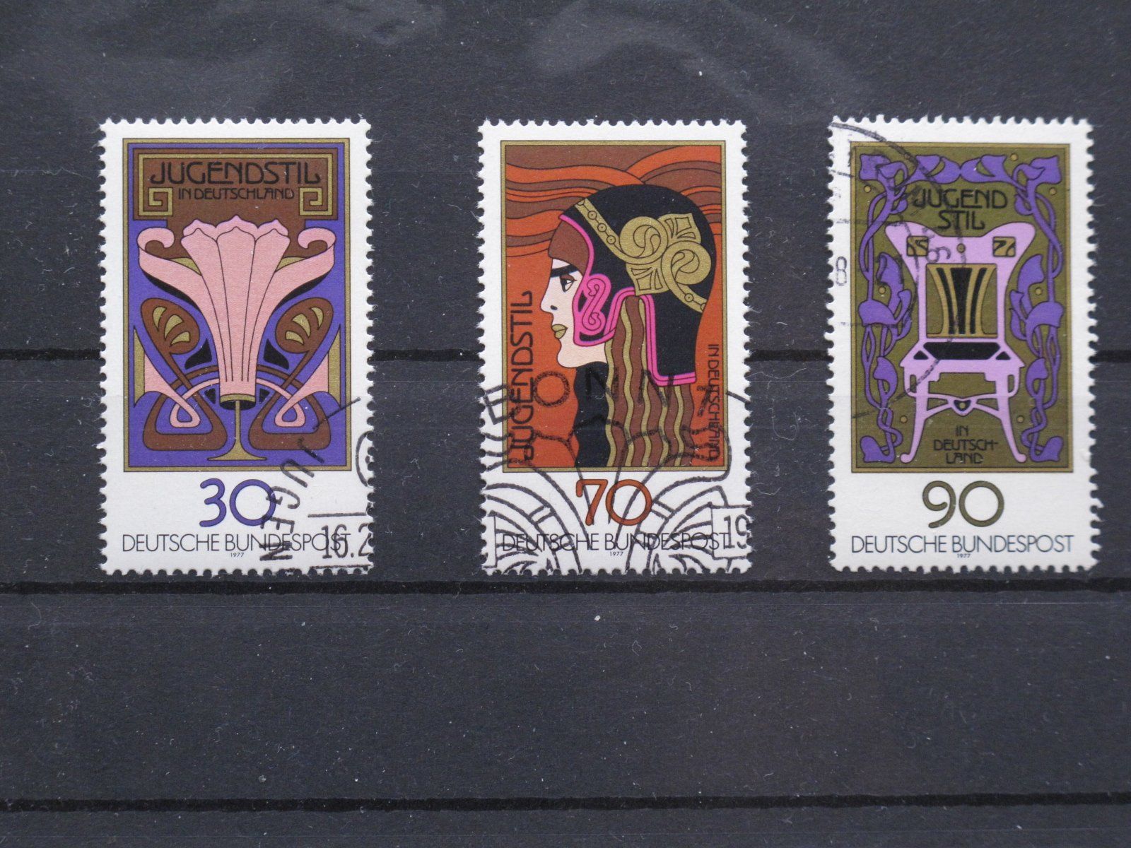 Tutti i francobolli: BRD 1977 Jugendstil aus BL14 gest. – Usato da Wil SG venduto da fva01