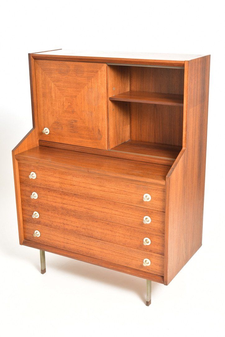 Cassettiere: George Coslin Highboard – Usato da Zürich venduto da IndividumCH