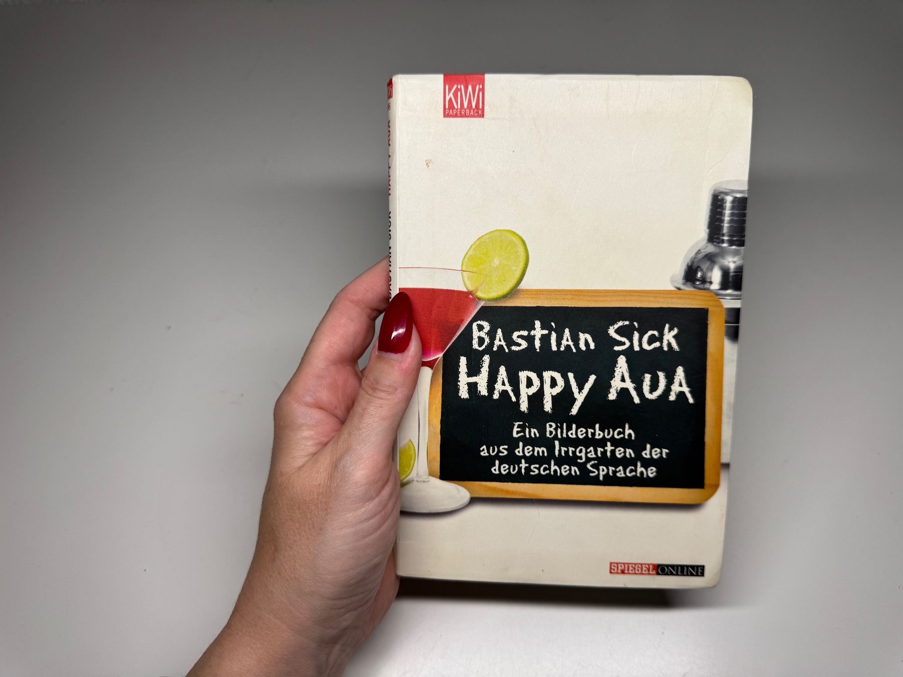 Libri: BUCH: Bastian Sick, Happy Aua – Usato da Grosswangen venduto da Kleine.Knoepfe