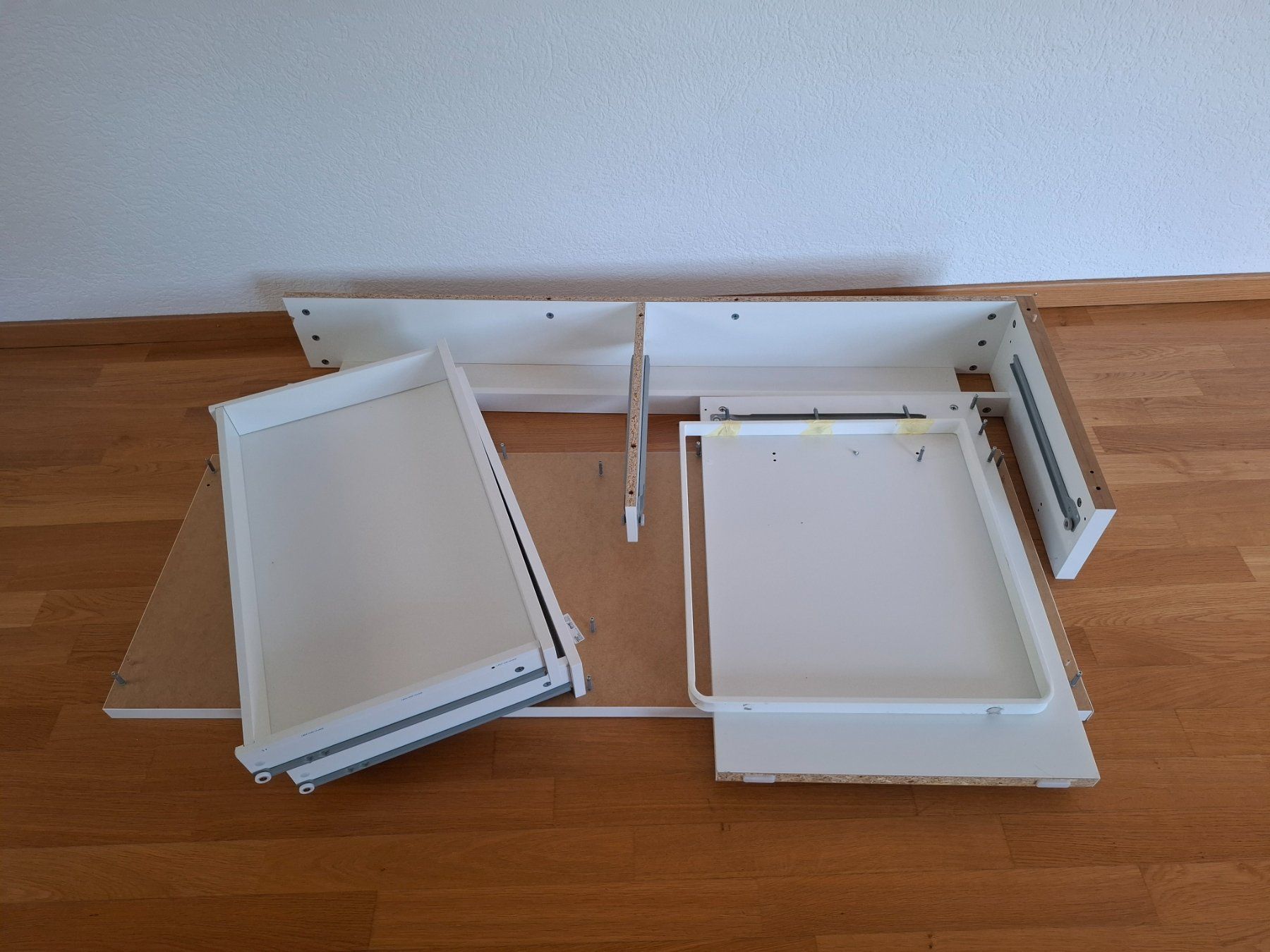 Ikea Schreibtische: Schreibtisch MICKE IKEA – Gebraucht aus Zürich von pla_5gp9 1