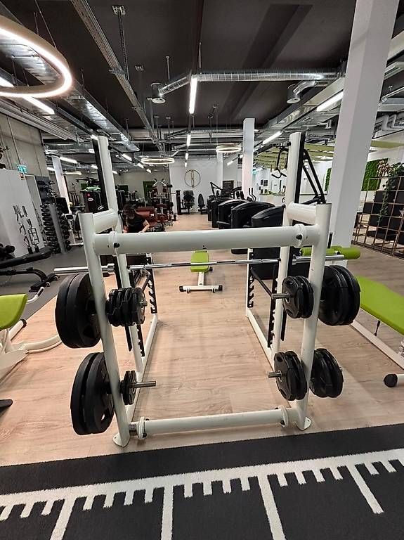 Gym80 Vélos d'appartement: GYM80 Sygnum Basic Multi Rack – D'occasion à Oensingen par dindi84 1