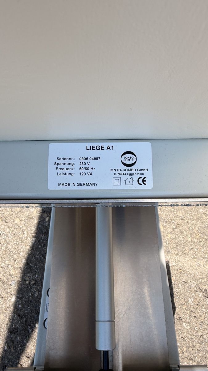 Lettini & sedie per cosmetici: Kosmetischeliege A1 INTON-COMED Elektro  – Usato da Rotkreuz venduto da perlengott 8