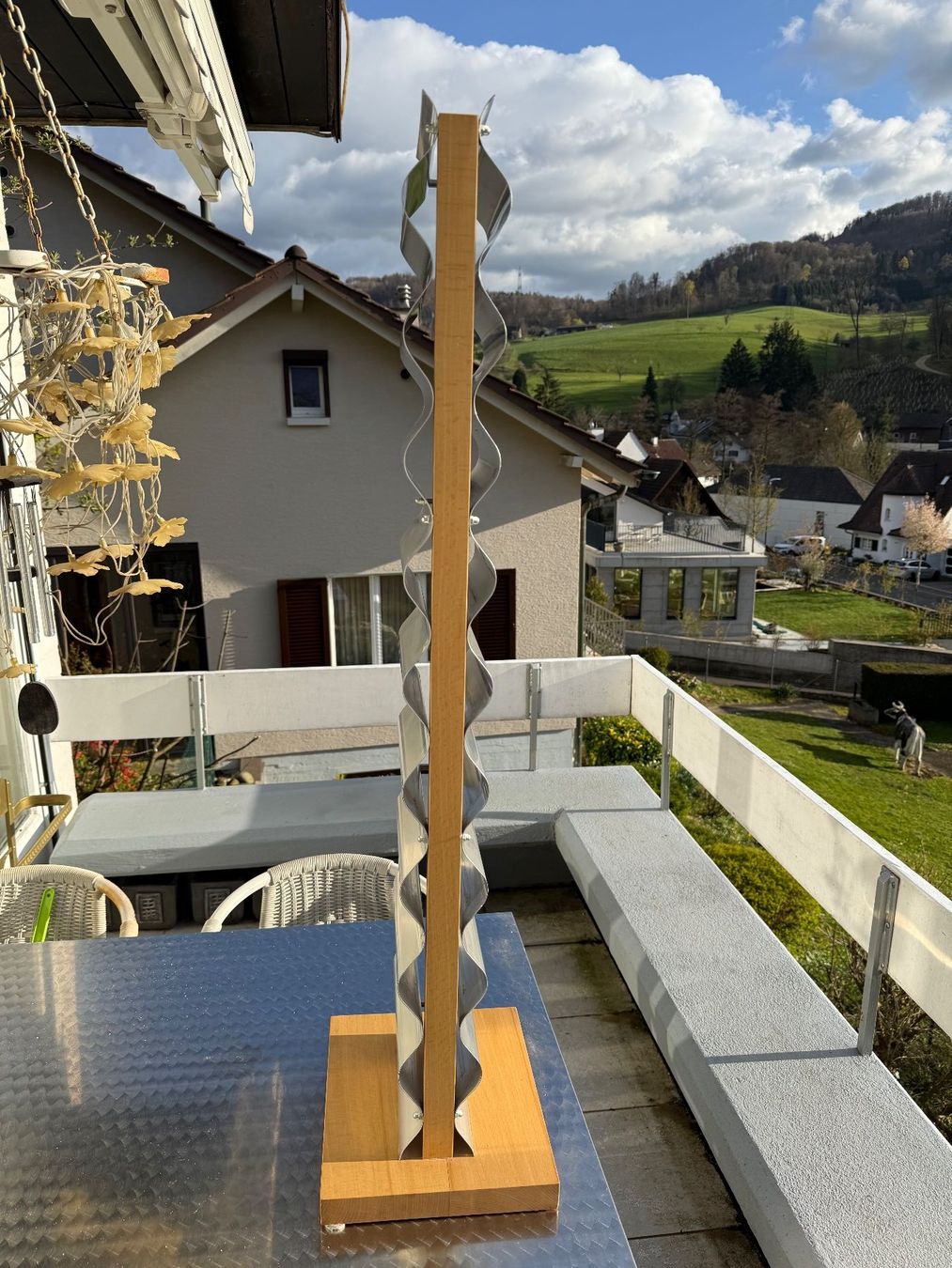 Portabottiglie: Weinständer Designer Original a. Metall mit Holzfuss – Usato da Muttenz venduto da wyhaegli 2