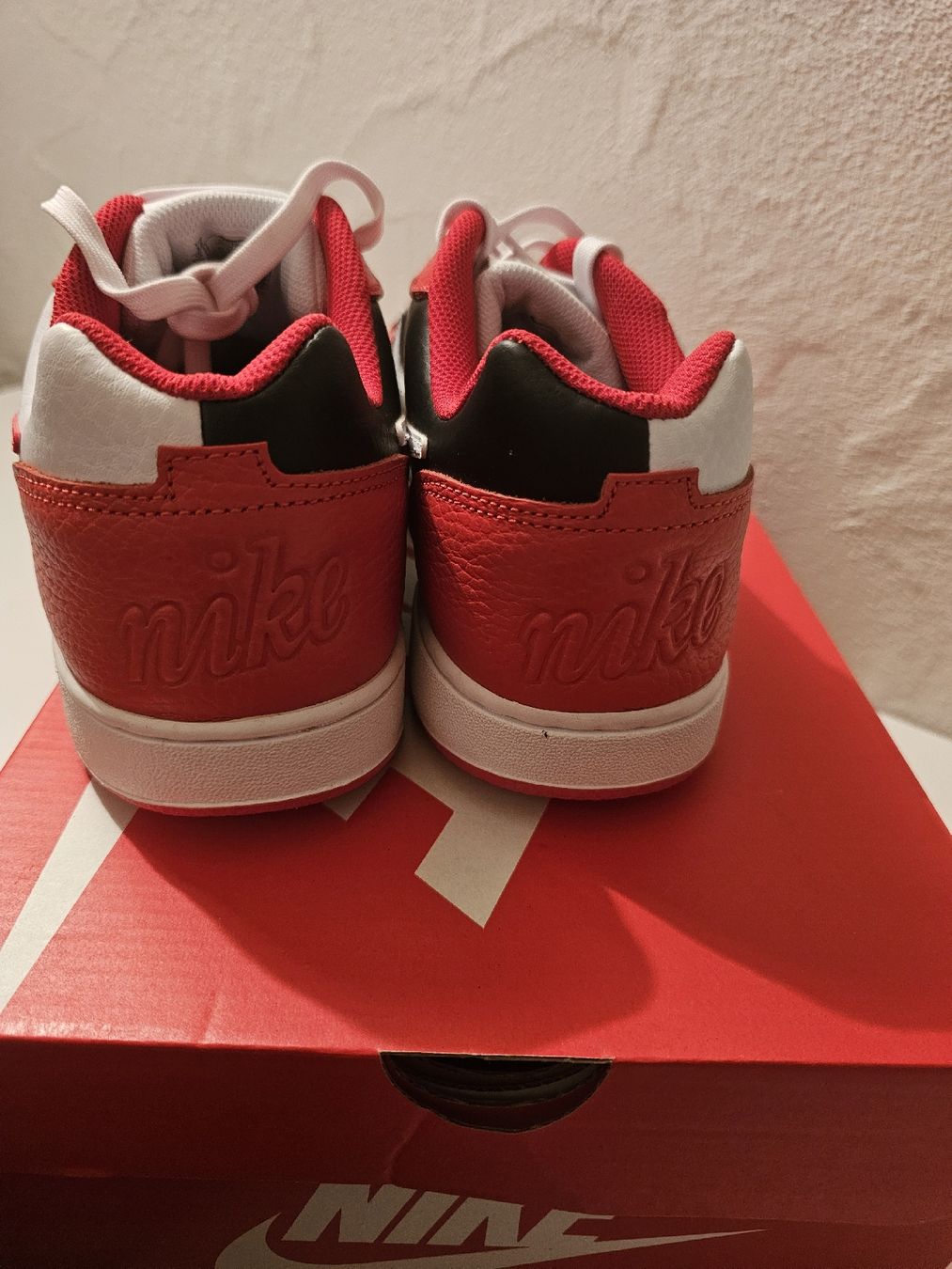 Nike Scarpe da uomo: Nike Ebernon Low Prem Gr. 46 Neu – Nuovo e nell'imballaggio originale da Meisterschwanden venduto da Luluku 3