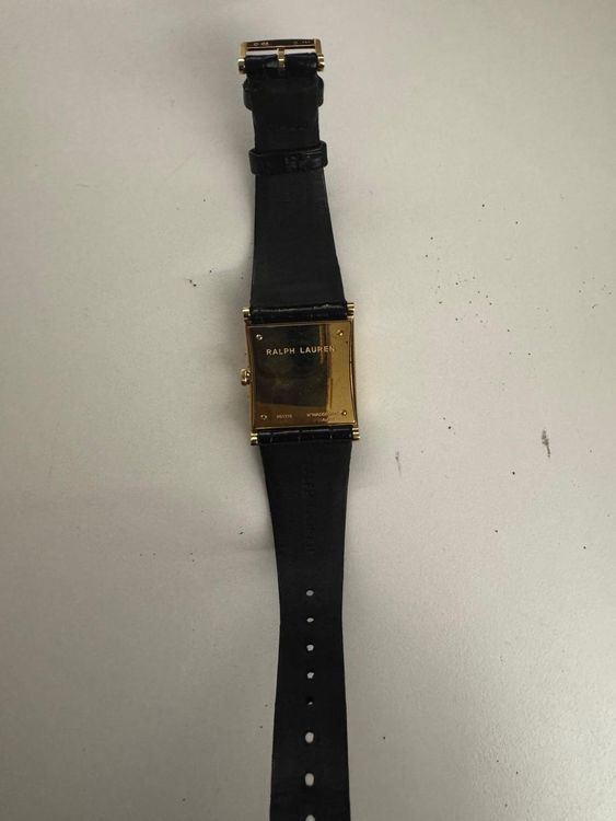 Une montre en or rose de marque Ralph Lauren 2