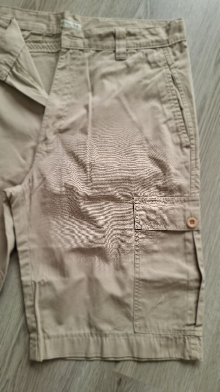 Pantaloni: Oviesse Basic Herren Sommer-Shorts, beige Gr. 52, – Usato da Emmen venduto da Tigerlady 3