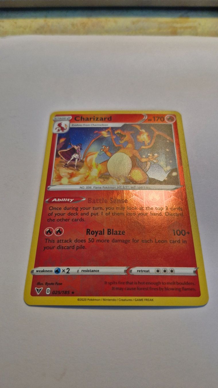 Pokémon Carte collezionabili: Charizard Reverse Holo, Vivid Voltage, 025/185 – Nuovo (secondo la descrizione) da Kriens venduto da befor83 3
