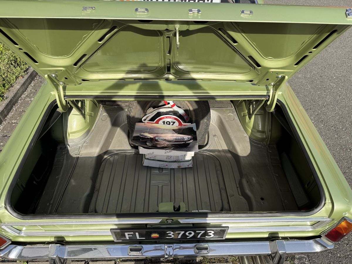 Ford Autos: Ford Taunus 17M 2000S P7b 1969, Veteranenfahrzeug – Gebraucht aus Ruggell von Forrer1000 7