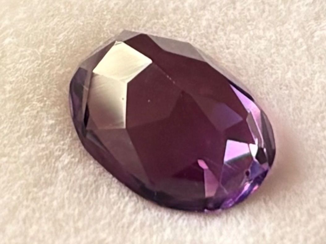 Pietre preziose: Amethyst 2.2 ct – Usato da Brugg AG venduto da lau_9rvy 3