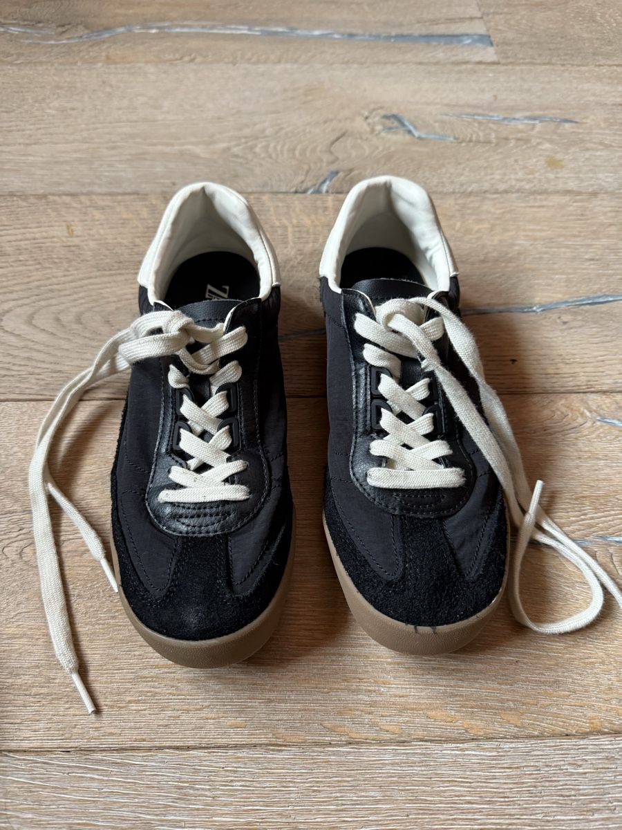 Damenschuhe: Great cool ZARA black sneakers. Size 39 – Neu (gemäss Beschreibung) aus Grund b. Gstaad von PlageNeige
