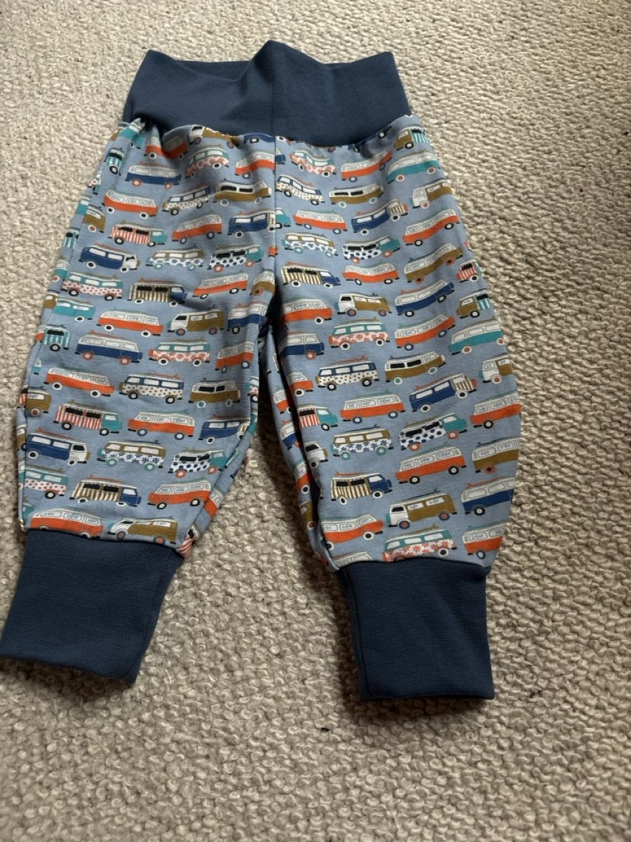 Pantaloni: Neue Handmade Pumphose 62/68 – Nuovo e nell'imballaggio originale da Latterbach venduto da eselin23