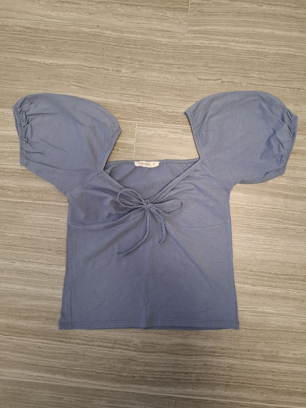 Top: haut bleu/violet – Usato da Ecublens FR venduto da ame_y8tq