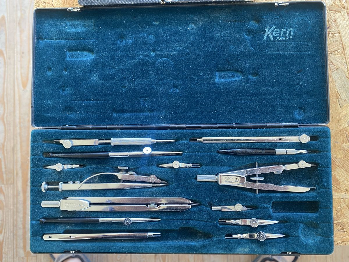 Zirkel: Ensemble de boites de compas – Gebraucht aus Lausanne von Csamadhi 2