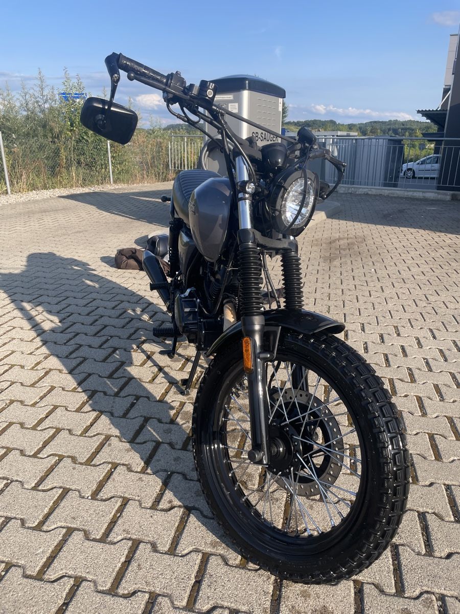 Brixton Motorcycles Route: Brixton Felsberg 125ccm – D'occasion à Andelfingen par Chiquilla0 3