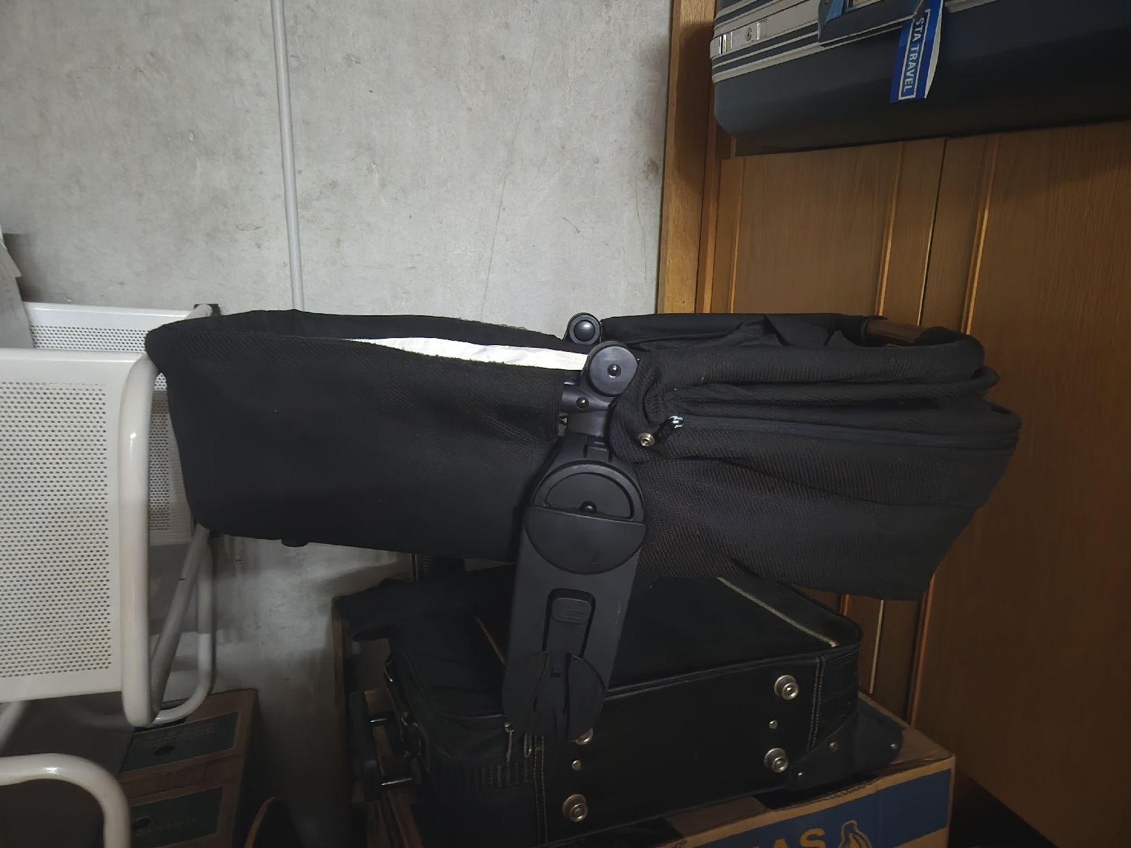 Poussette: Kinderwagen inkl. Babywanne MOON - einwandfreier Zustand – D'occasion à Wabern par car_km6c 2