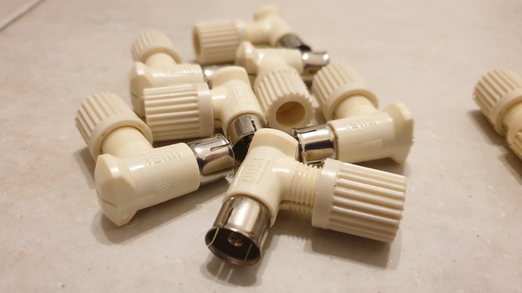 Cavi: IEC Ant Koax Stecker Buchse WISI – Nuovo (secondo la descrizione) da Bonstetten venduto da wudeli79 2