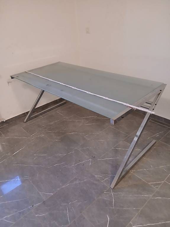 Scrivanie: Büro Tisch mit Glasplatte Zerlegbar – Usato da Aadorf venduto da thomasstoll01 2
