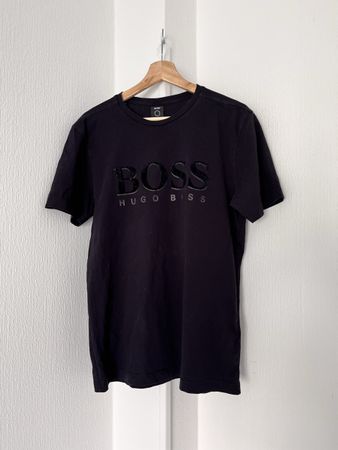 T-Shirt black size M Hugo Boss good condition