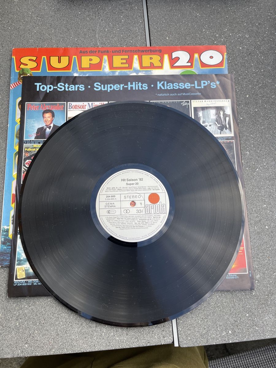 Dischi in vinile: Schallplatte Super20 - Hit-Saison 82 – Usato da Sempach venduto da Nimsaj5 4